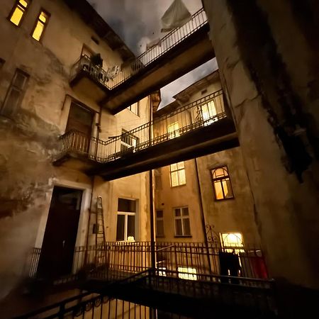 Apartment On Pekarska Street Lviv Eksteriør bilde
